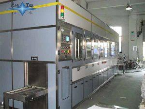 超聲波清洗設(shè)備的三大優(yōu)勢特點(diǎn)