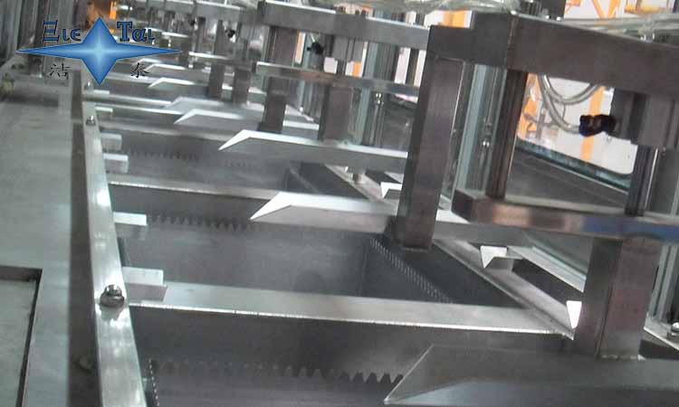 超聲波清洗機(jī)清洗槽的類別