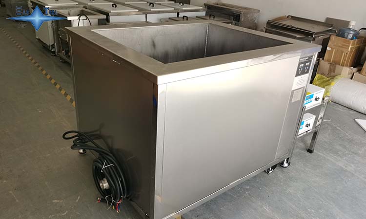 一臺(tái)單槽超聲波清洗機(jī)價(jià)格大概多少錢(qián)？