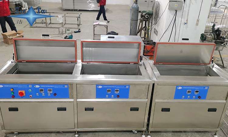 如何控制超聲波清洗機(jī)的清洗效果和清洗劑的可再生性？