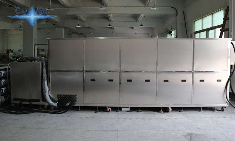 超聲波清洗機在機械制造行業(yè)中的應(yīng)用和清潔質(zhì)量提升