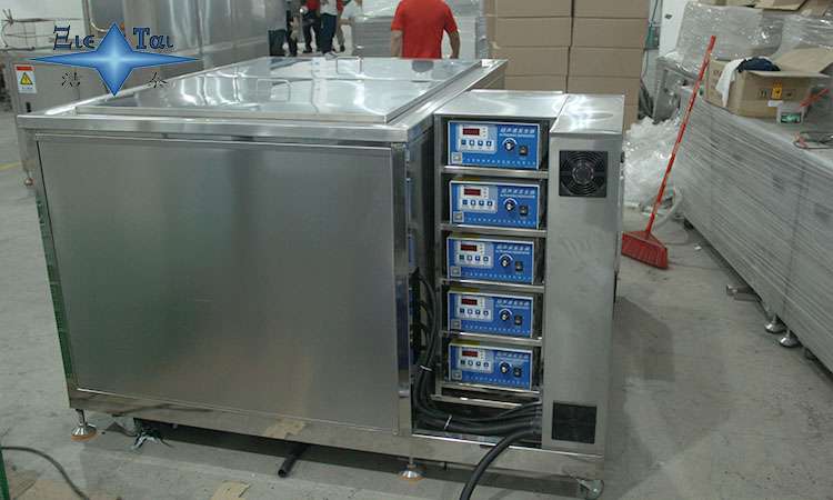 清洗金屬塑料模具：超聲波清洗機(jī)的應(yīng)用與優(yōu)勢(shì)