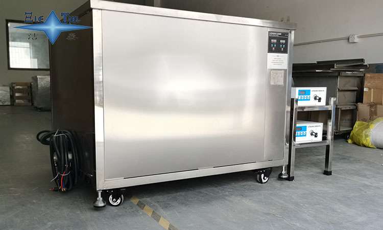 超聲波清洗機(jī)清洗軸承時(shí)應(yīng)使用哪種油?—專業(yè)選擇與操作指南 超聲波清洗機(jī)清洗軸承時(shí)應(yīng)使用哪種油?—專業(yè)選擇與操作指南