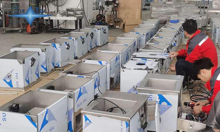 超聲波清洗機(jī)中的拋動現(xiàn)象:成因、影響及解決方案 超聲波清洗機(jī)中的拋動現(xiàn)象:成因、影響及解決方案