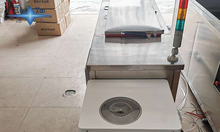 超聲波清洗機(jī)為什么相差這么大？百元到萬(wàn)元的價(jià)格差距全解析